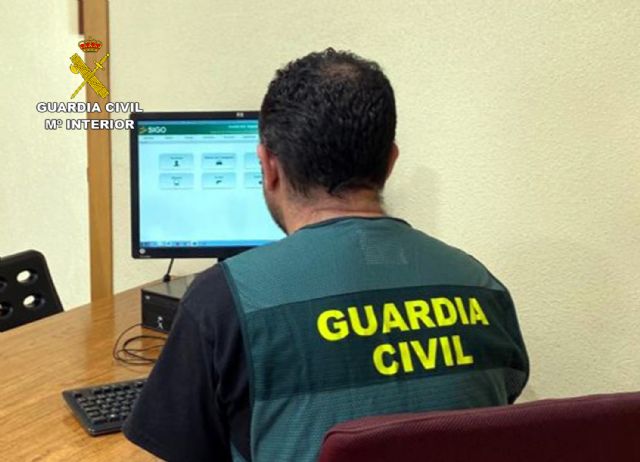 La Guardia Civil detiene en Murcia a una persona dedicada a cometer robos