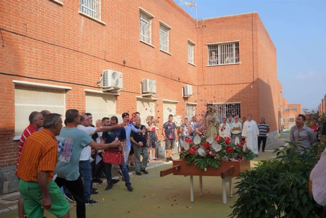 La Virgen de la Merced sale en procesión en la cárcel de Sangonera La Verde