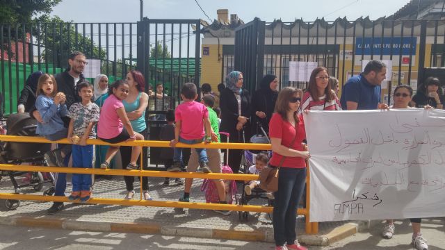 El PSOE exige a los gobiernos del PP que solucione los problemas eléctricos en los colegios del municipio