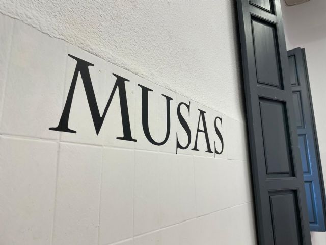 La exposición 'Musas' llega este sábado al Laboratorio de Arte del Carmen
