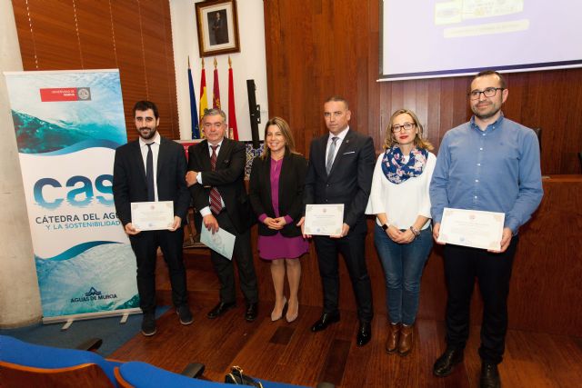 La Universidad de Murcia entrega los premios de la Cátedra del Agua y la Sostenibilidad a los mejores trabajos fin de máster
