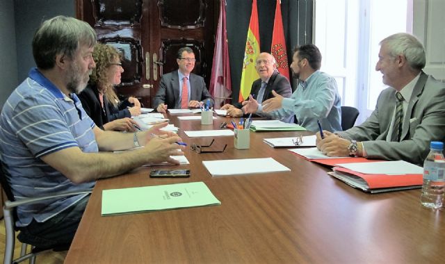 El alcalde Ballesta convocará el Pacto Local por el Empleo y el Foro para evaluar las fiestas de Murcia propuestos por el PSOE