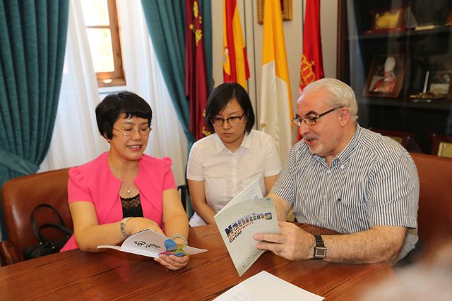 Visita de una delegación de la ciudad china de Nanning a la UCAM