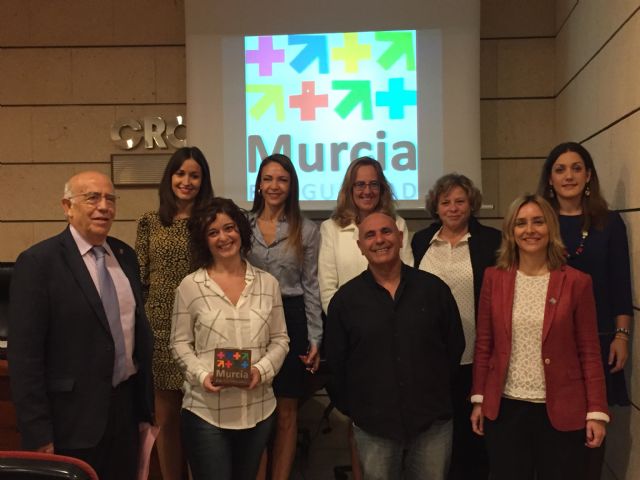 Traperos Recicla, Premio Empresa Murcia en Igualdad por sus medidas para favorecer la conciliación