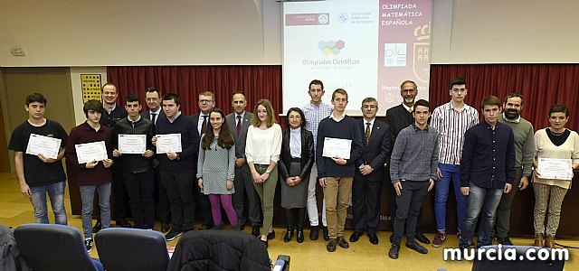 La Universidad de Murcia entrega los premios de la Olimpiada Matemática en su fase regional