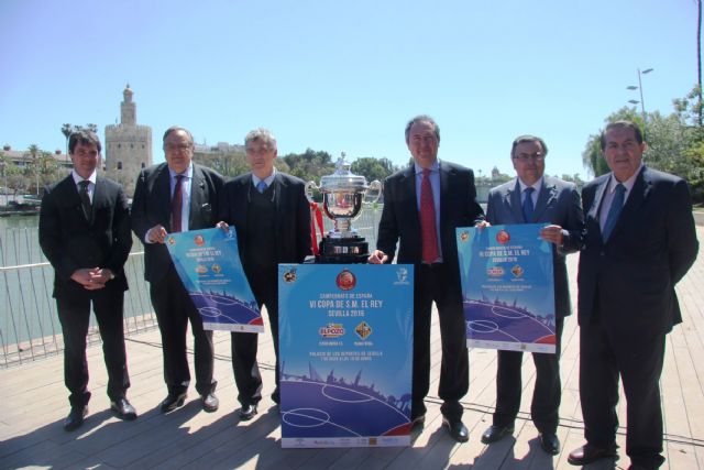 Villar presenta en Sevilla la Final de la Copa de S.M. El Rey de Fútbol Sala