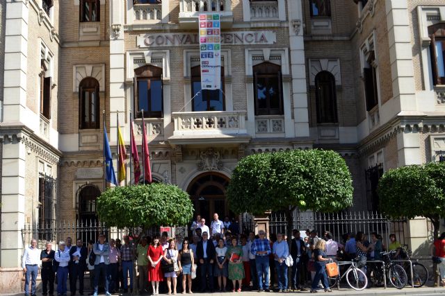 La Universidad de Murcia publicará el lunes la convocatoria de becas propias