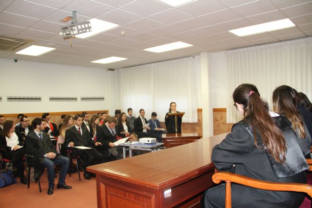 Alumnos de Derecho de la UCAM representan uno de los grandes juicios de la humanidad, los procesos de Nuremberg