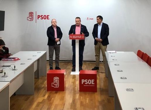 Los líderes regionales de UGT y CCOO instan al candidato socialista al Ayuntamiento de Murcia a que priorice el empleo y las políticas sociales en su programa