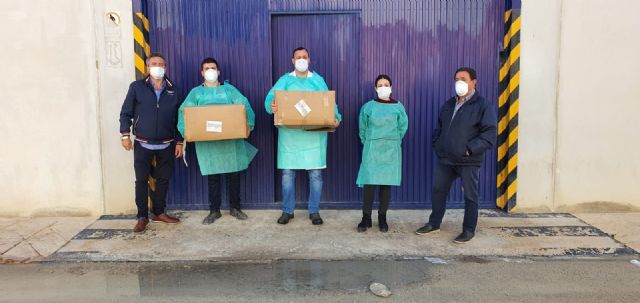 El Ayuntamiento agradece a Traving Fortuna, Forjumi y Especias La Fama la aportación de material sanitario de protección