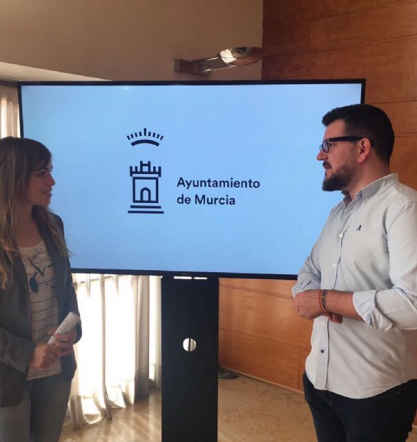 Los espacios jóvenes del municipio de Murcia 'hablarán inglés' durante el mes de julio