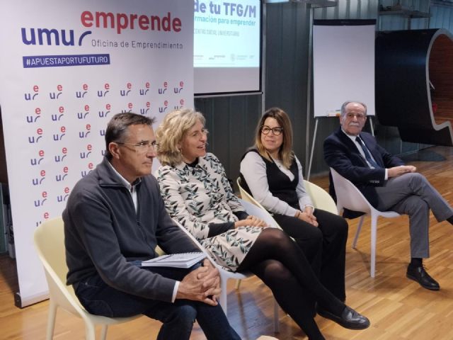 El Ayuntamiento colabora con la Universidad de Murcia para que los estudiantes conviertan su TFG o TFM en un proyecto de negocio