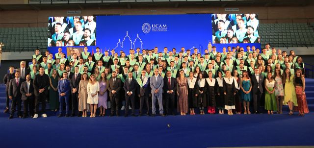 La Facultad de Deporte y UCAM Spanish Sports University celebran la graduación de sus títulos