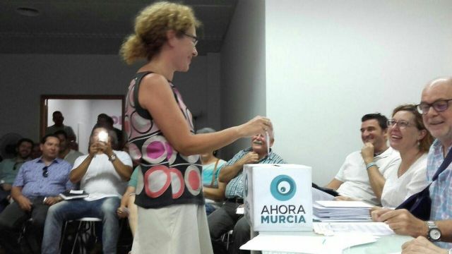 Ahora Murcia elige como secretaria general a Alicia Morales