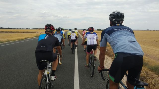 Esta tarde culmina en Murcia la marcha solidaria de ´En Bicicleta Contra el Cáncer´ después de recorrer 1.150 kilómetros